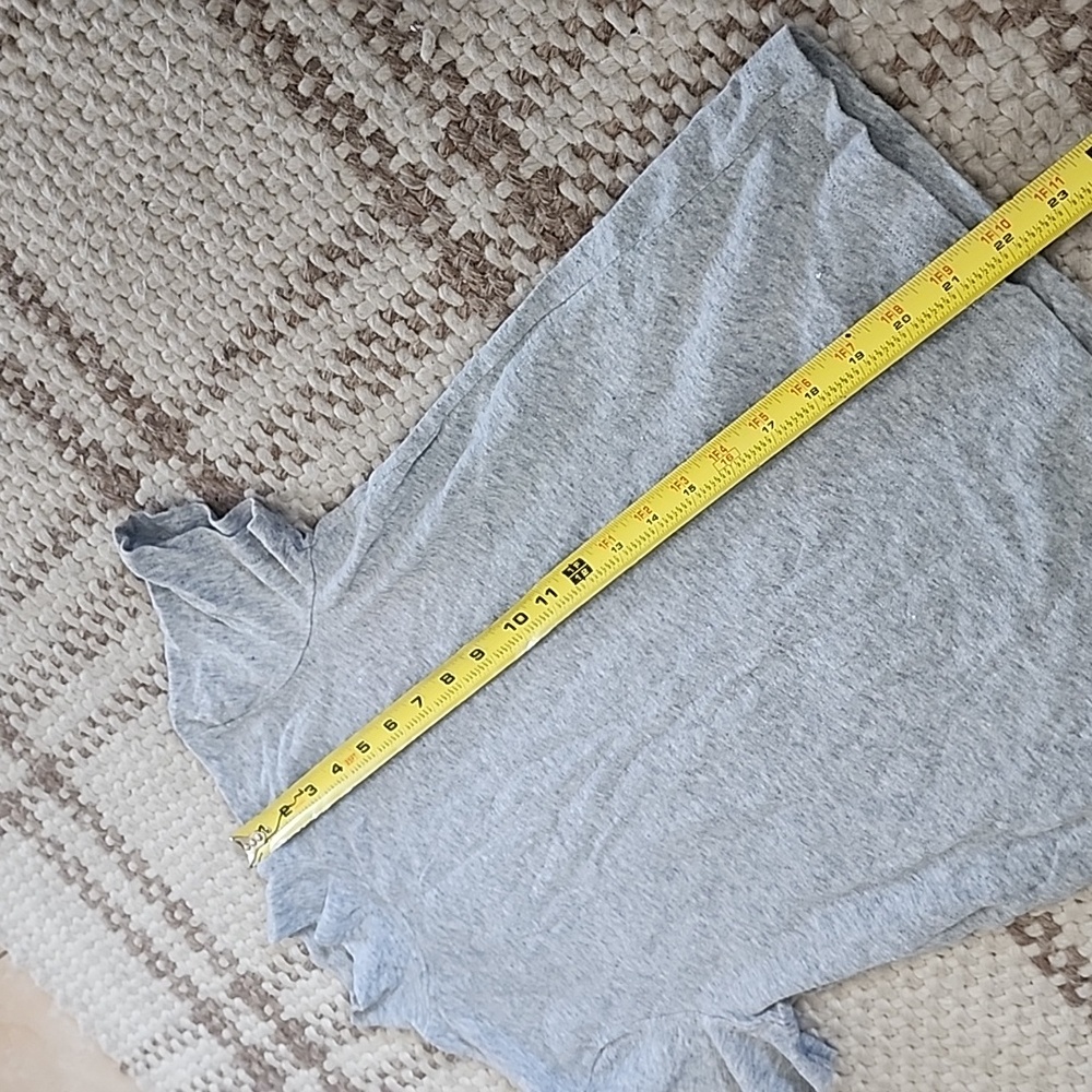 Vince. Women Gray Short Sleeve Shirt Size XS - Picture 5 of 6